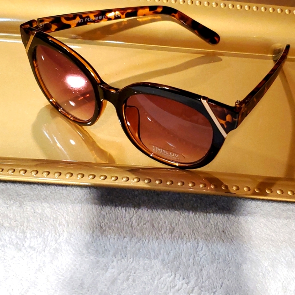 Ladies Cat Eye Style Shades - $10